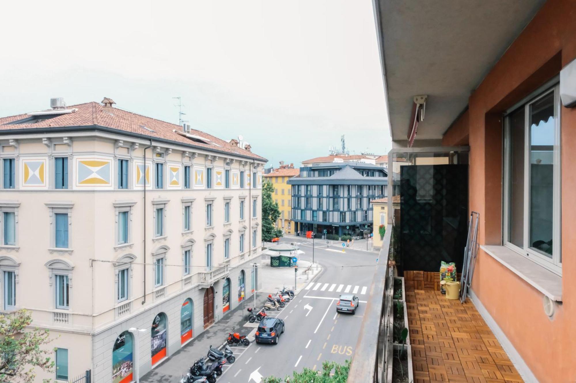 Flora Inn, Paglia 2 - Nel Cuore Del Centro Citta Bergamo Esterno foto